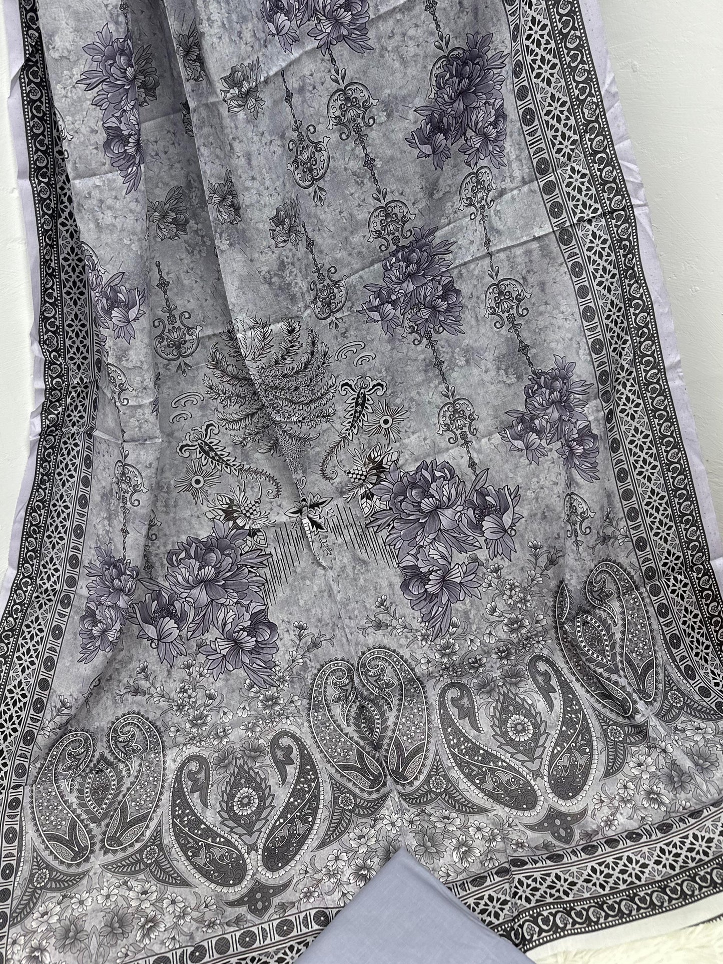 3Piece - Printed Lawn Suit ES153