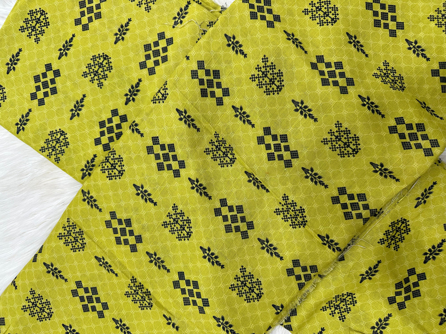 2Piece-Printed khaddar suit Es309