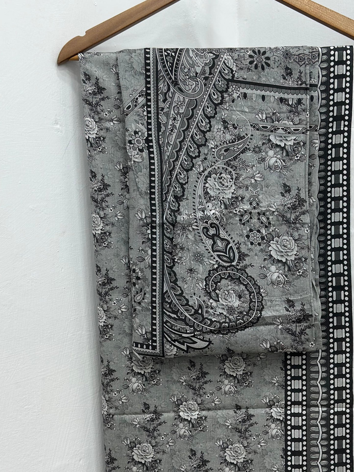 3Piece - Printed Lawn Suit ES151