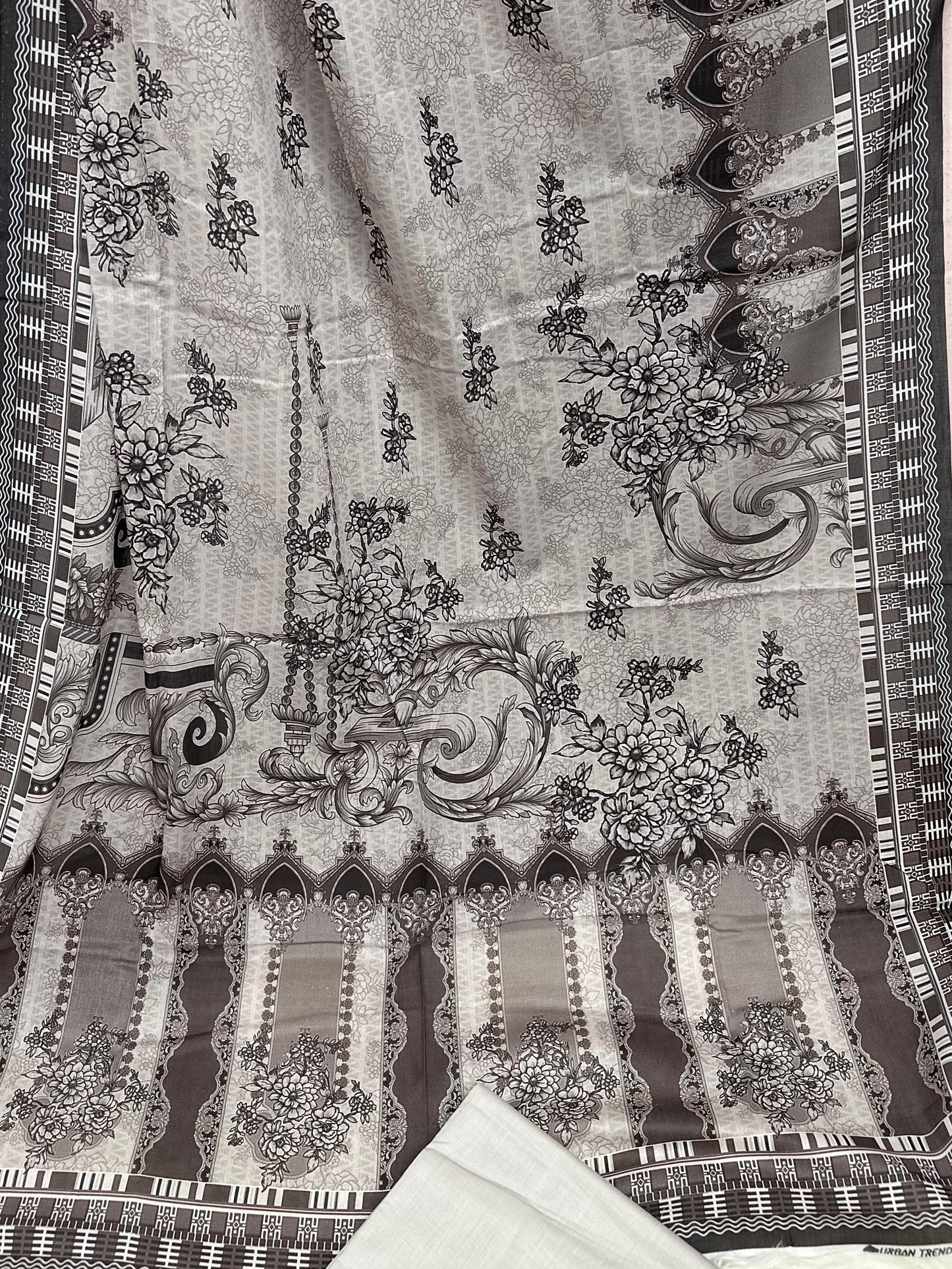 3Piece - Printed Lawn Suit ES152