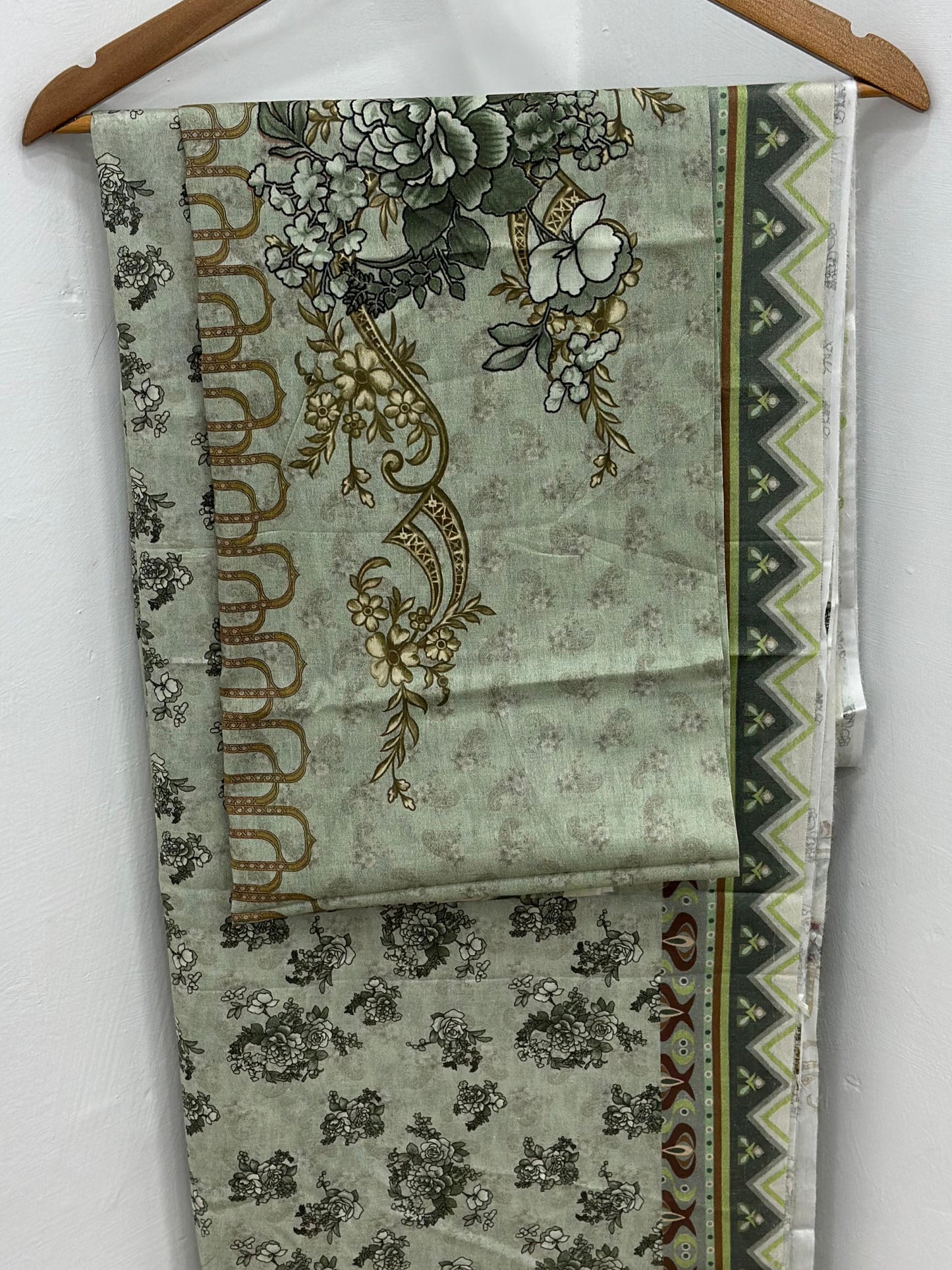 3Piece - Printed Lawn Suit ES150